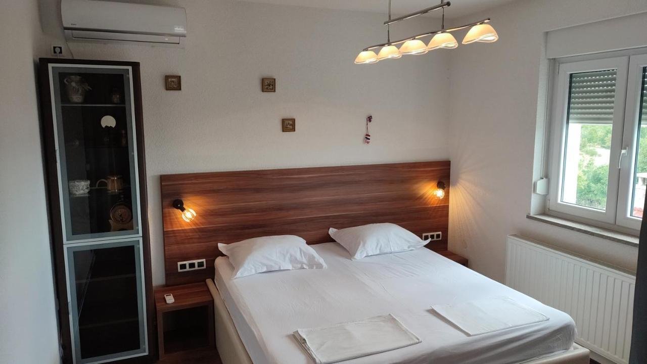 Blue Lake Luxury Rooms Grabovica Exterior foto