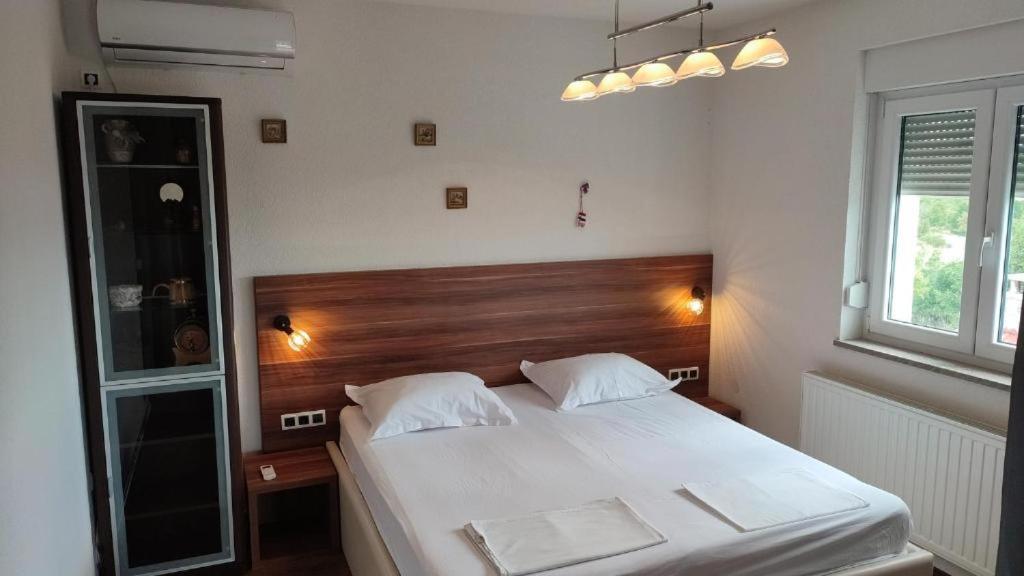 Blue Lake Luxury Rooms Grabovica Exterior foto