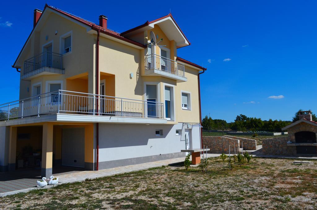 Blue Lake Luxury Rooms Grabovica Exterior foto