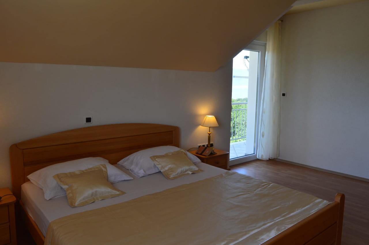 Blue Lake Luxury Rooms Grabovica Exterior foto